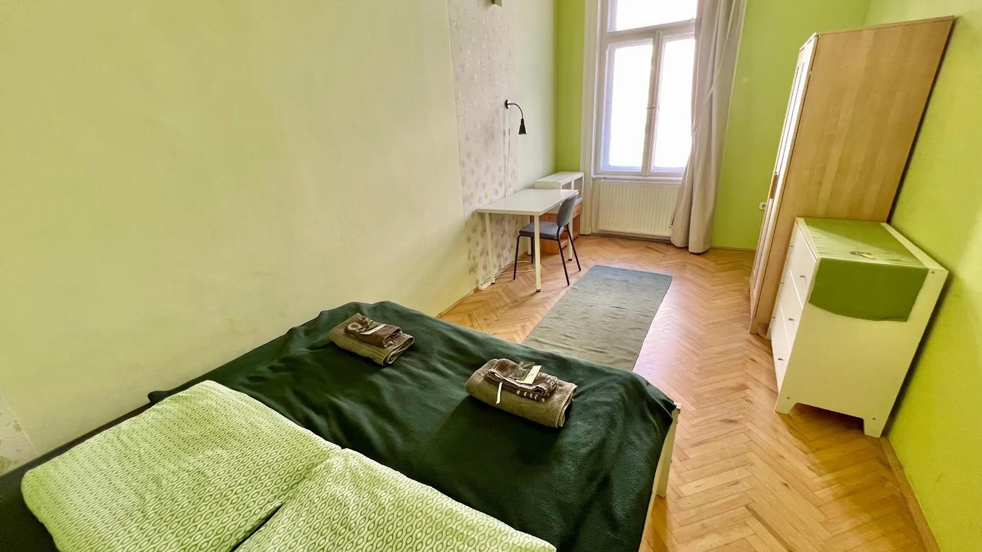 *** Gasthof Jazzy Vibes Parliament Rooms And Ensuites Budapest Ungarn