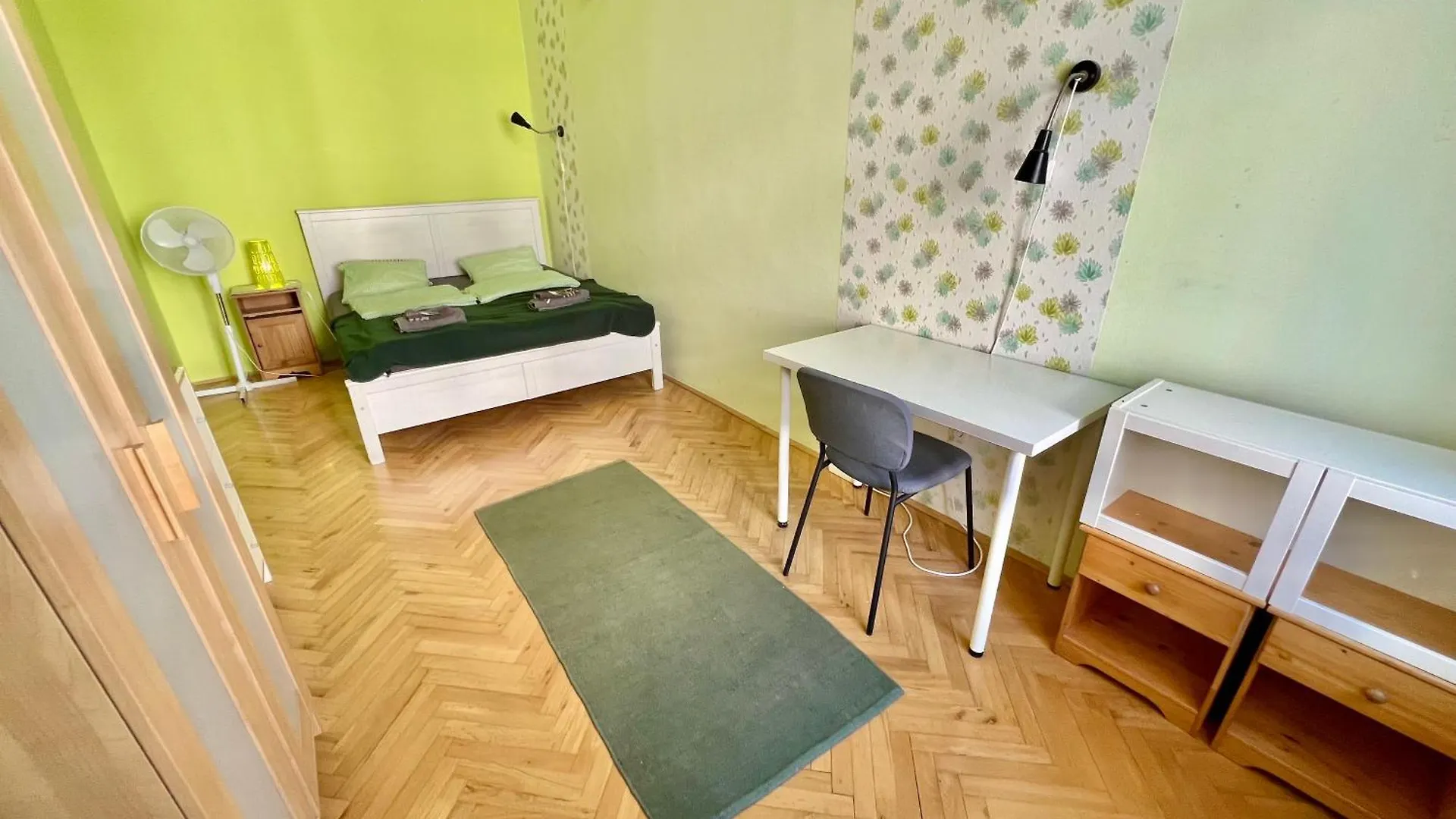 Jazzy Vibes Parliament Rooms And Ensuites Budapesta