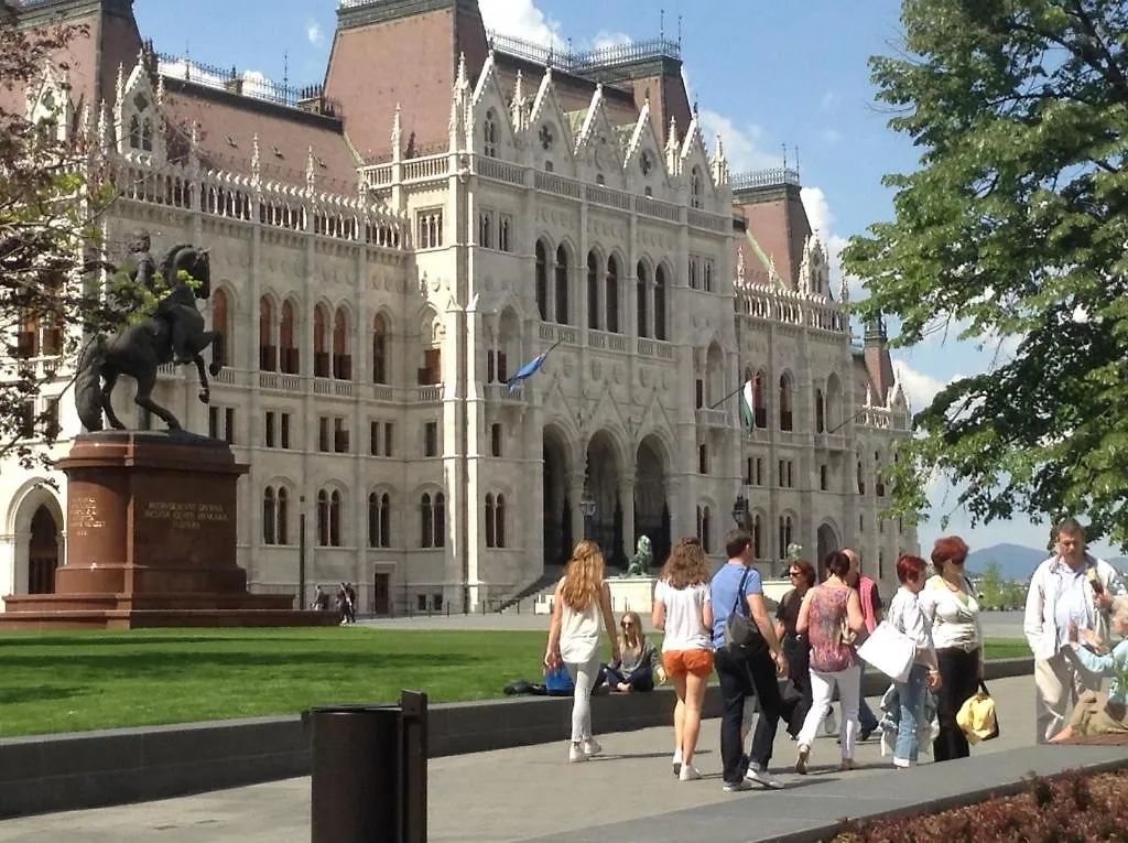 Jazzy Vibes Parliament Rooms And Ensuites Budapest Guest house