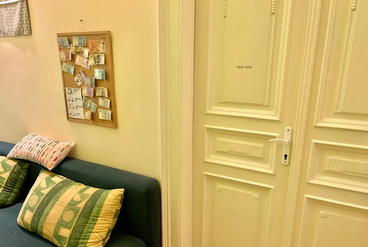 ゲストハウス Jazzy Vibes Parliament Rooms And Ensuites ブダペスト
