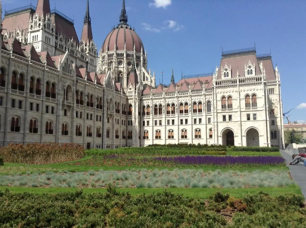 *** ゲストハウス Jazzy Vibes Parliament Rooms And Ensuites ブダペスト ハンガリー